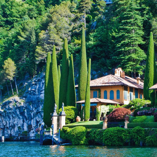 Bellagio: Shared Sunset Boat Tour with Prosecco Aperitif - What the captain and audio guide add