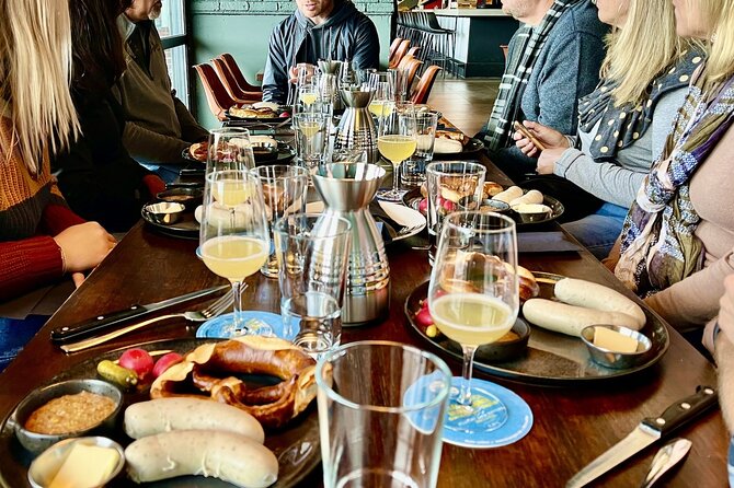 Berlin Craft Beer & Cultural Tour With Snack - Three venues and a wide range of beer styles