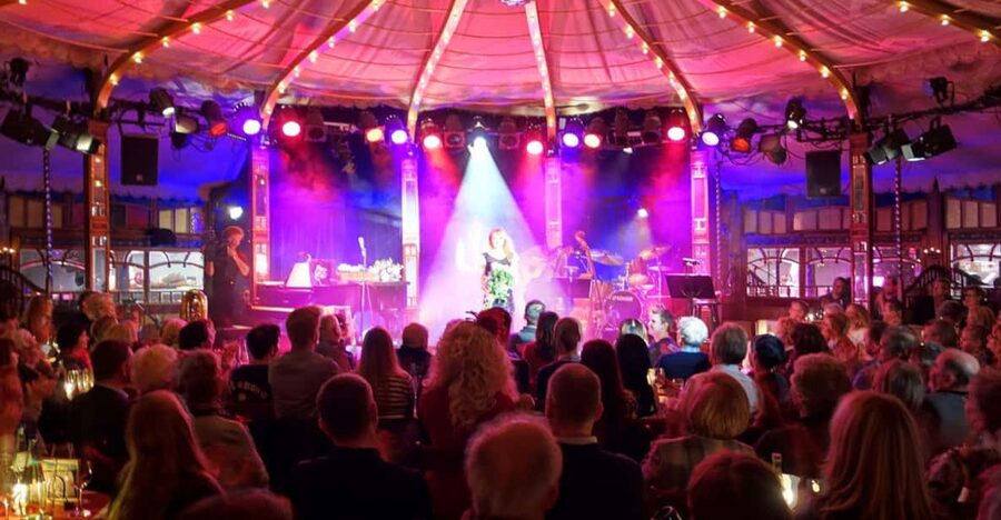 Berlin: Ticket for Bar Jeder Vernunft - Theater & Restaurant - The German Language Question