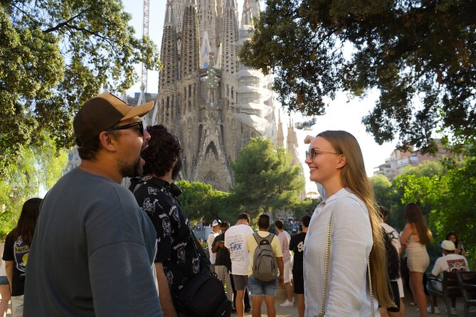 Best of Barcelona: Sagrada Família, Gaudí & Candy Tasting Tour! - Sagrada Família from the outside: the essential first stop
