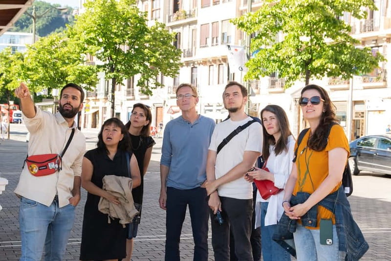 Bilbao: Basque Food Tour and Wine Tasting with Guide - Key points at a glance