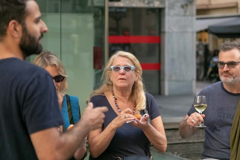 Bilbao: Basque Food Tour and Wine Tasting with Guide - History and Basque identity between the bars