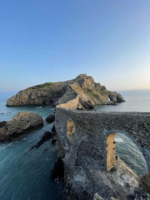 Bilbao: Gaztelugatxe, Bermeo, Mundaka, Gernika, & Wine Tour - San Juan de Gaztelugatxe and the 241 steps