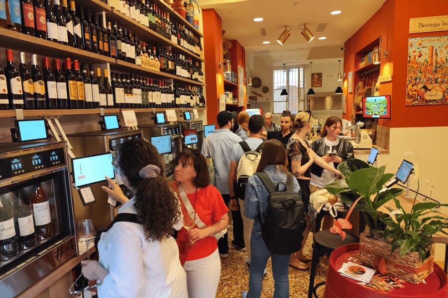 Bologna: Food and Wine Tasting with Interactive Game - Starting with Emilia-Romagna on a plate