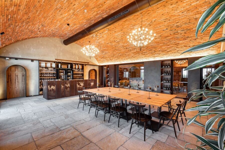 Bologna: Olive Grove and Vineyard Tour with Product Tastings - What happens when you arrive at La Cantina