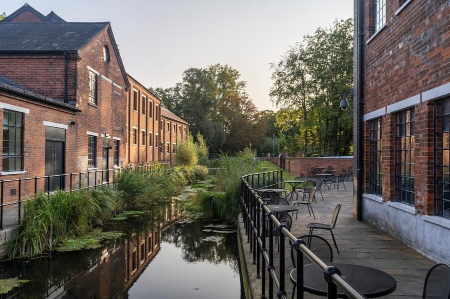 Bombay Sapphire Gin Distillery Tour - Is the tour good value?