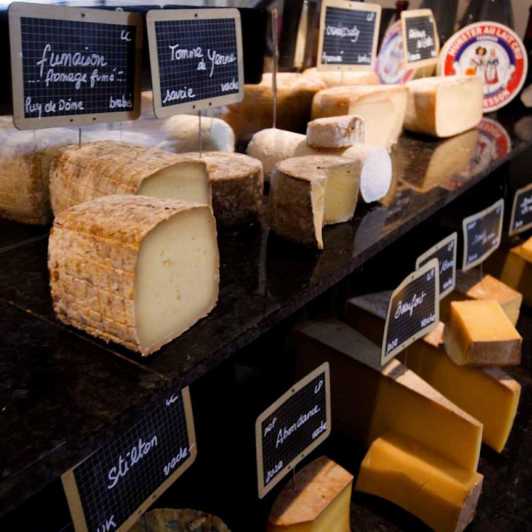 Bordeaux Gourmet Experience: Cheese & Wine Tasting - Three wines, nine cheeses, and one long table
