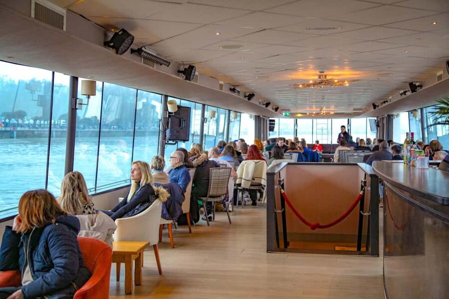 Bordeaux: Guided Wine and Canelé Discovery Cruise - Who will get the most from this cruise