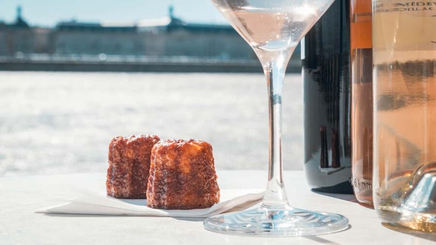 Bordeaux: Guided Wine and Canelé Discovery Cruise - Starting at Ponton d’Honneur
