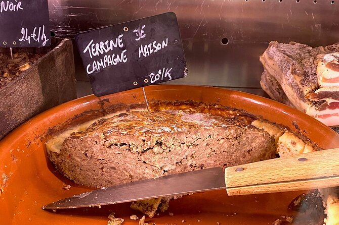 Bordeaux Old Town Food and Wine Tour - The wine cellar finale