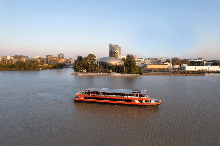Bordeaux: River Cruise with Commentary, Wine and Canelé - Pont de Pierre and Bordeaux’s older river crossing