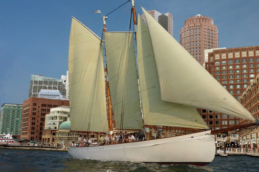 Boston: Harbor Champagne Sunset Sail from Rowes Wharf - Key points to know before you book