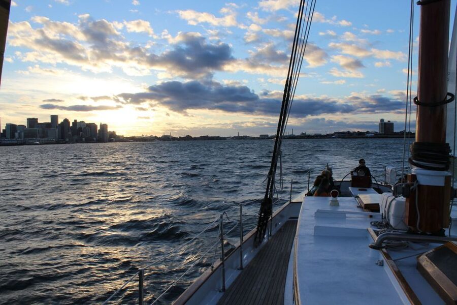 Boston: Harbor Champagne Sunset Sail from Rowes Wharf - Charlestown Navy Yard and Waterfront Park