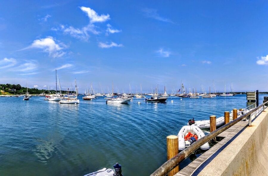 Boston: Martha's Vineyard Day Trip with Optional Island Tour - Aquinnah and the Gay Head Cliffs