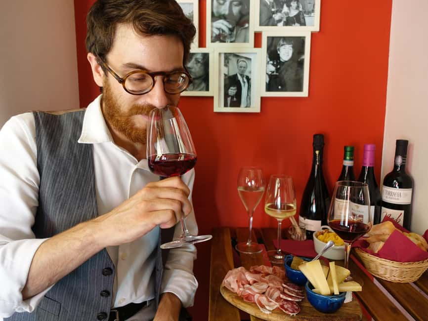 Boutique Wine Tasting in Turin City Center - A relaxed introduction to Piedmont in four glasses
