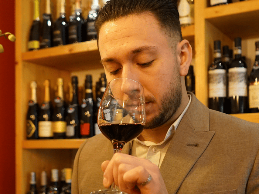 Boutique Wine Tasting in Turin City Center - The hosts set the tone