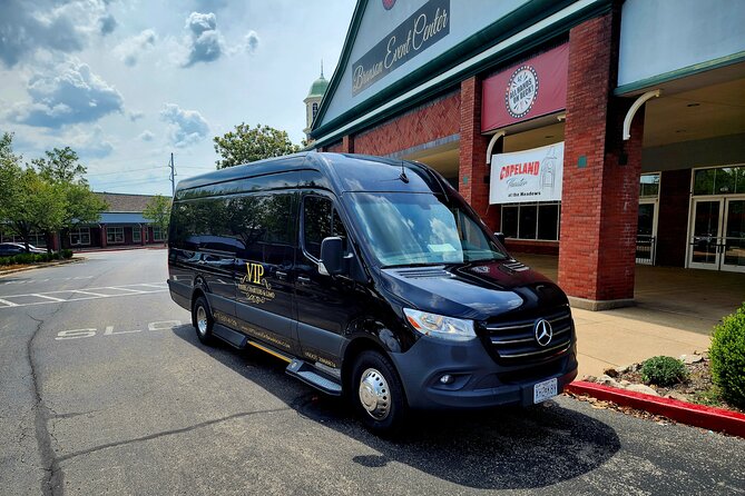 Branson VIP Wine Tasting and Dinner Tour - Dinner at Black Oak Grill