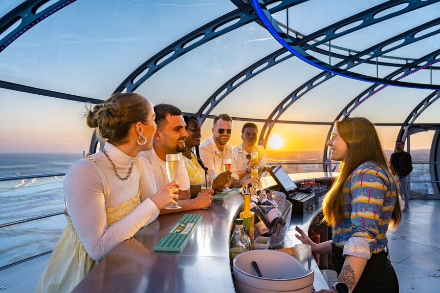 Brighton: i360 Entry & Champagne (Soft Drink for Under 18s) - Views over the seafront and South Coast