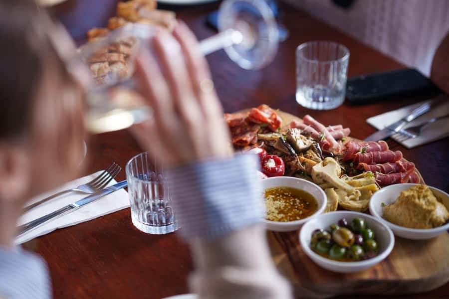 Brisbane: Tamborine Wine & Distillery Tour - From Brisbane to Tamborine Mountain by mini bus