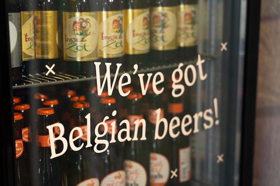 Bruges: Belgian Chocolate Making Workshop with Beer Tasting - Who should book this activity?