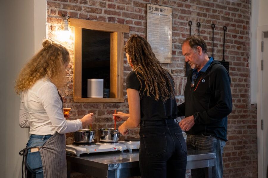 Bruges: Belgian Waffle-Making Workshop with Beer Tasting - Small drawbacks to consider before booking