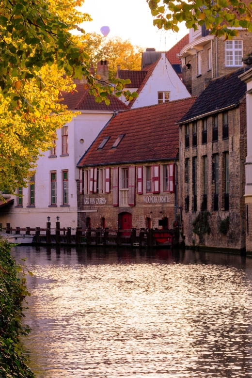 Bruges: Guided Tour & Boat Ride with Optional Beer Tasting - Market Square and the Belfry