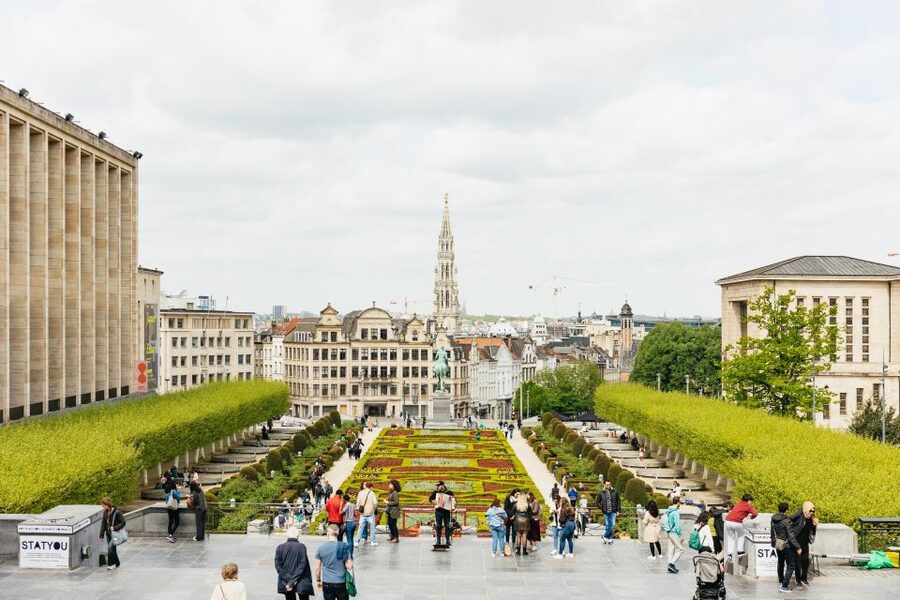 Brussels: City Highlights Walking and Tasting Tour - Manneken Pis and the value of a good story