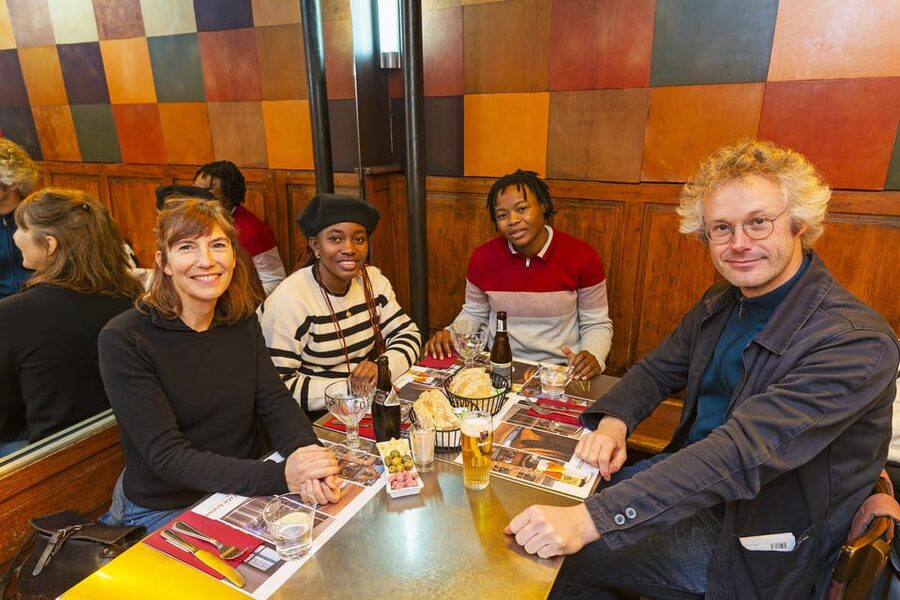 Brussels Food Tour: Main Dish, Beer, Waffle & Chocolate - Place du Grand Sablon and the sweet side of Brussels