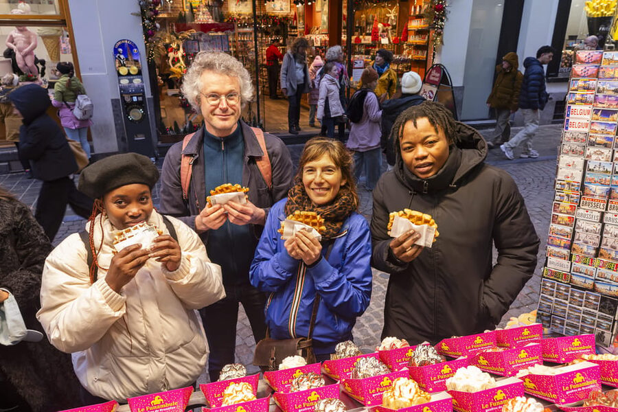 Brussels Food Tour: Main Dish, Beer, Waffle & Chocolate - Beer, cheese and Belgian food culture