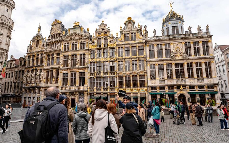 Brussels: Guided Walking Tour with Optional Beer Tasting - Starting beneath the ornate facades of Grand Place