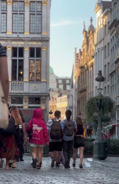 Brussels Tipsy Tour: Cocktail Making, Painting & Chocolates - Painting your own Manneken Pis souvenir