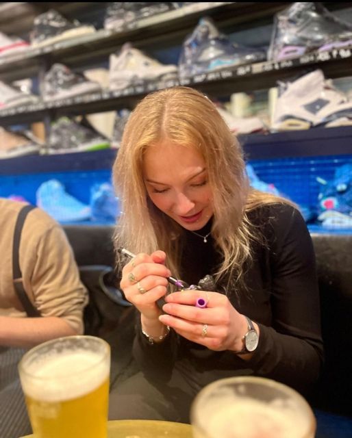 Brussels Tipsy Tour: Cocktail Making, Painting & Chocolates - What the $44 price includes
