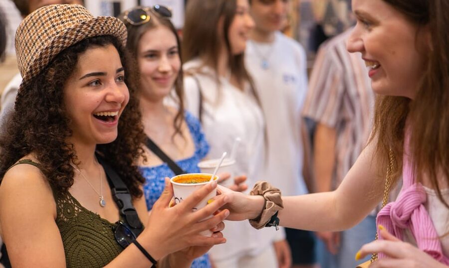 Budapest: Guided Food Tour with Wine, Beer, and Shots - District 7 food begins at the synagogue