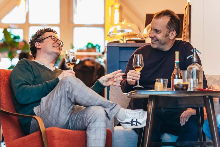 Budapest: Hungarian Wine Tasting with 8 Wines and Tapas - Farm foods that make the wine easier to understand