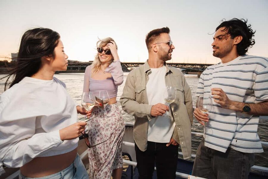 Budapest: Lotus Cruise with Unlimited Aperol and Prosecco - Sunset or evening sailing: choose your timing carefully