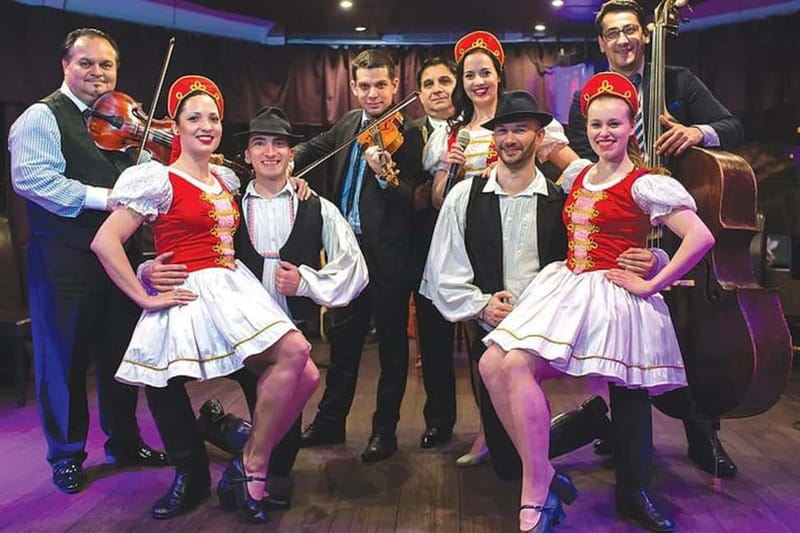 Budapest: Prosecco Dinner Cruise with Live Music - The two-hour route and what you see