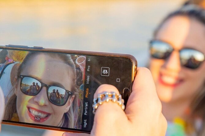 Budapest Sip and Sail Danube Cruise with Unlimited Prosecco - Indoor comfort or outdoor photos