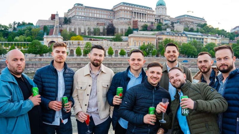 Budapest: Sip & Sail Danube Cruise with Unlimited Beer - Finding Akadémia Dock 2 before departure