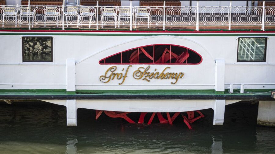 Budapest: Summer Brunch & Cruise with Prosecco or Cake - Prosecco, coffee, and the fine print on drinks