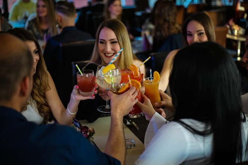 Budapest: Sunset Cruise with 2 Cocktails - FAQ
