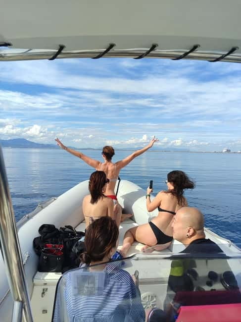 Cagliari: Devil's saddle boat tour, 4 stops and prosecco - Grotta dei Colombi is a passing view, not a cave visit