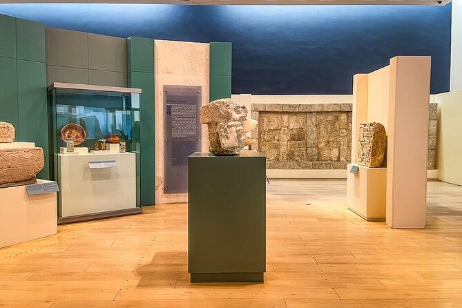 Cancun Guided Sightseeing, Shopping and Tasting Tour - Who should book this experience?