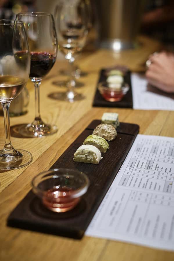 Cape Town: Full-Day Winelands Tour with Wine Tastings & Food - How much wine should you expect?