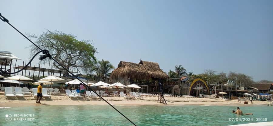 Cartagena: Barù Island Playa Blanca with Lunch - Who will enjoy this most?