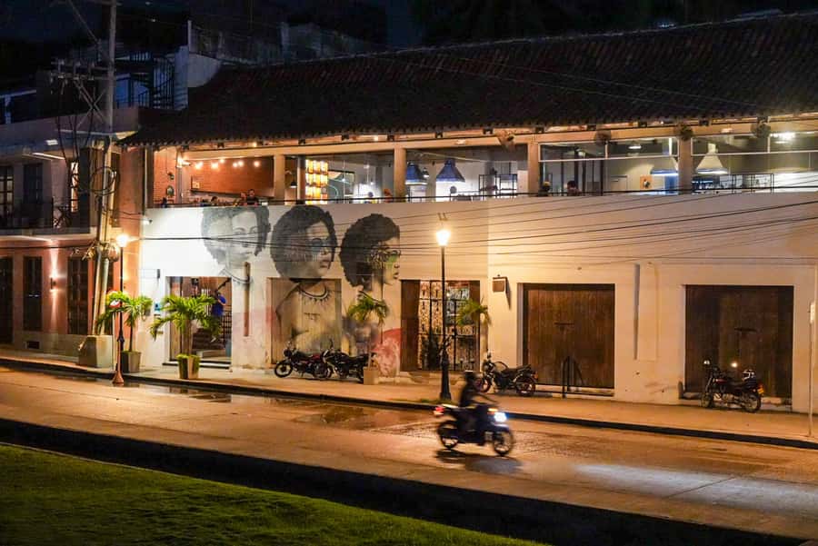 Cartagena: Boutique Rum and Chocolate Tasting at Lunático - Useful booking and arrival advice