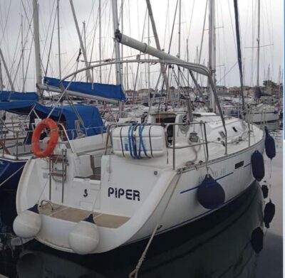 Catania: Boat Trip with Aperitif, Prosecco and Snorkeling