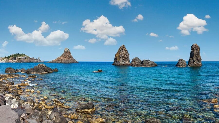 Catania: Boat Trip with Aperitif, Prosecco and Snorkeling - The crew and the feel of the day