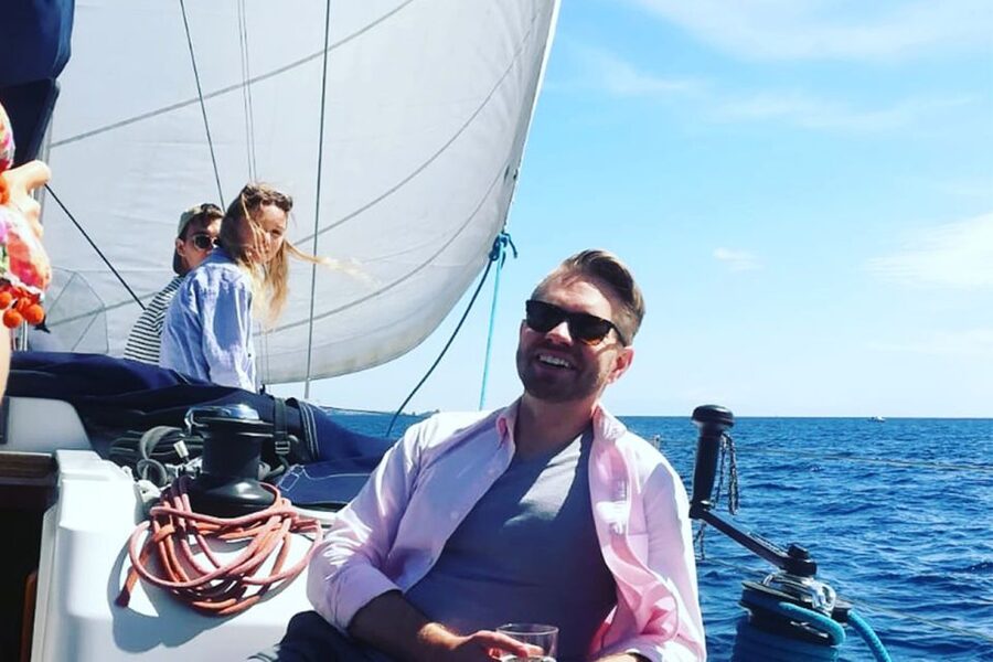 Catania: Coastline Sailing Trip with Aperitif and Prosecco - Who will enjoy this Catania sailing trip