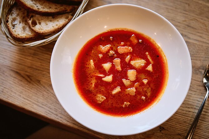 Central Budapest Food Walking Tour with Drinks Included - Four stops, three drinks, and a relaxed pace