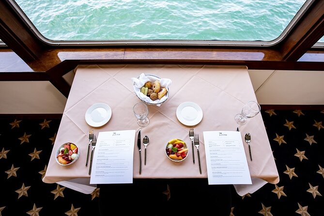 Champagne Brunch Buffet - Bottomless mimosas and attentive table service